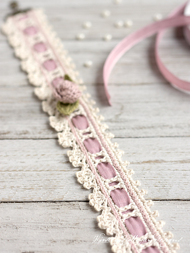 Ravelry: Antique Lace Wedding Choker pattern by Kirsten Holloway