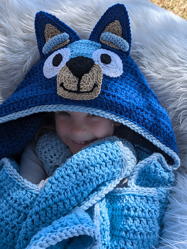 Rooster Blue Pattern Print Hooded Blanket
