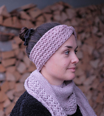 Babybull von Sandnes Garn mit einem zweiten Faden Isager Yarn Alpaka 1