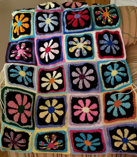 Ravelry KnitCrochetQuilt's Charity Daisy Square Flower ☆Donated to hospice 122019