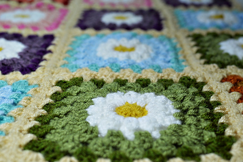 Daisy Granny Square photo 3