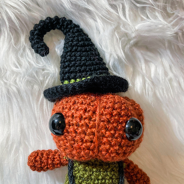 Ravelry Amigurumi Witch Hat pattern by Codi Hudnall