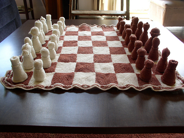 Ravelry: Checkmate Chess Board pattern by Anna Connors