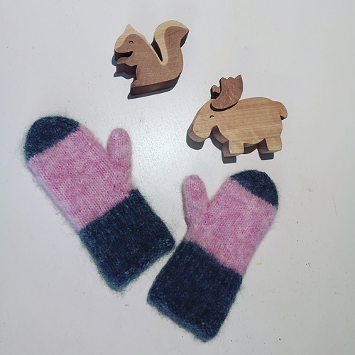 Tovede restegarnsvotter - Malin Karlsen