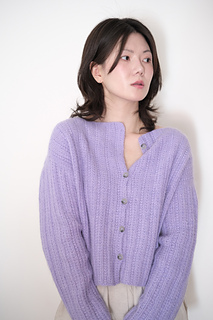 worn with about 30 cm positive ease
