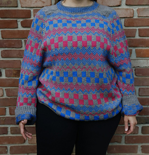 Brittany is wearing a size 5