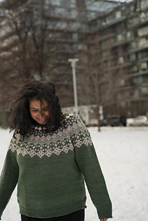 I am wearing a size 5 sweater