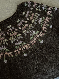 Azrah knit a size 4 sweater