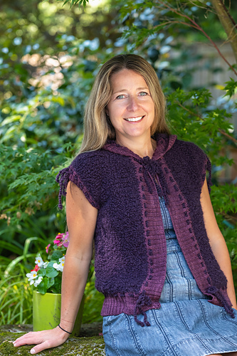 Sherpette Vest - The Knitters Studio