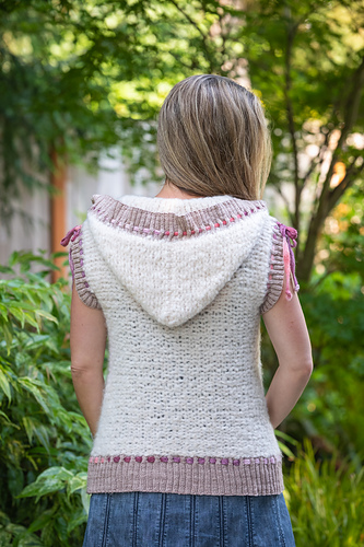 Sherpette Vest - The Knitters Studio