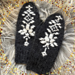 Columbine Roosimine Mittens pattern 