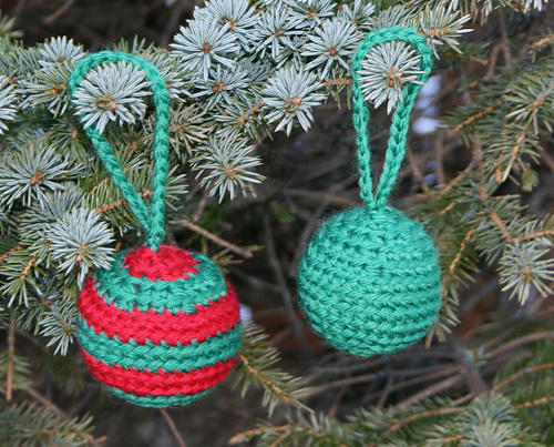 Crochet Christmas Balls photo 1