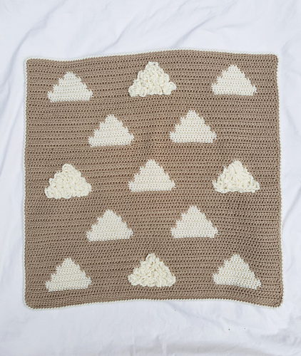 Ravelry: Fluffy Cloud Baby Blanket pattern by Knot and Twist