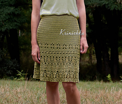 Knee length skirt