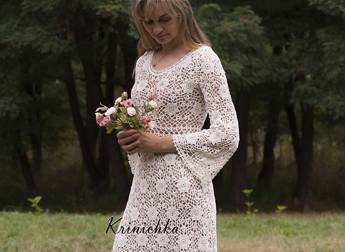 Lace midi dress