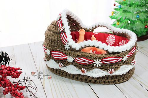 Gingerbread Moses Basket