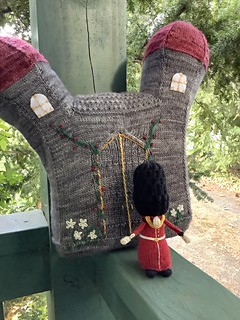 Guarding mouser’s castle!