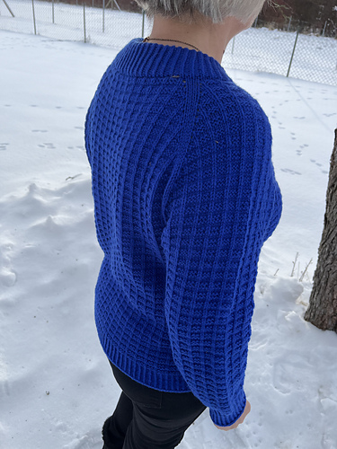 Woolly Waffle Genser - byKukari