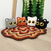 Round little cats pattern