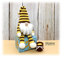 Bee Gnome Crochet Pattern