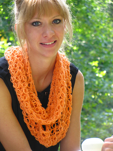 Dodi Infinity Scarf photo 1