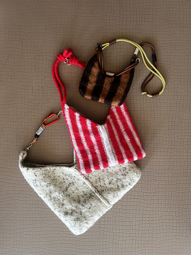 KARL felted bag