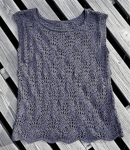 Peacock Plumes Top photo 3