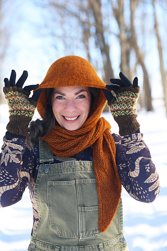 Scoodola: A Basic Hooded Scarf