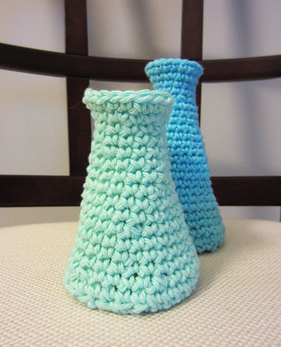Crochet Flower Vase photo 3