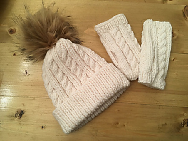 Cable hat & warmers