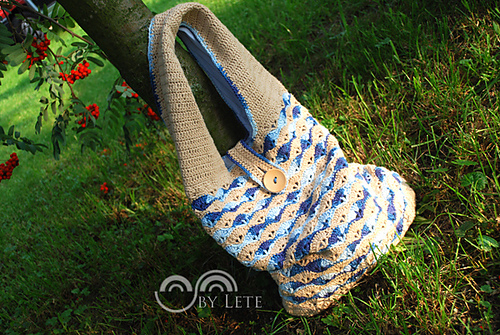 She Sells Sea Shells Crochet Bag photo 4