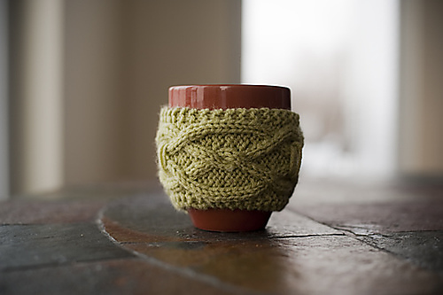 Hermine Cable Cup Cozy Sweater photo 3