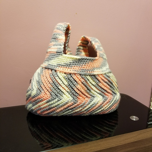 Fast-forward Chevron Purse photo 5