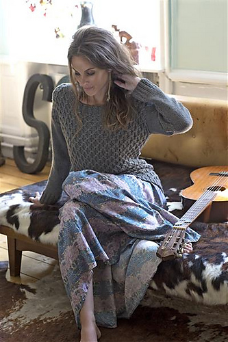 1412-07 Genser med vaffelmønster - Sandnes Garn