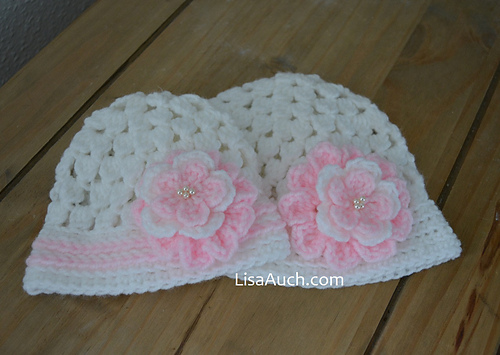 Cluster Stitch Baby Beanie with Flower photo 1