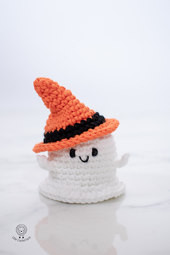 Ravelry: Mini Ghost pattern by Ana Carolina Figueiredo
