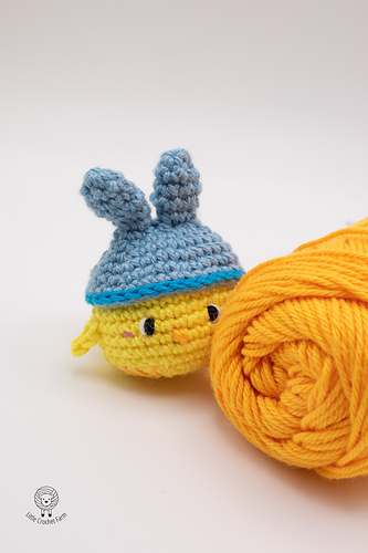 Ravelry: Chick in Disguise pattern by Ana Carolina Figueiredo