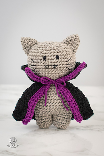 Ravelry: Cat Dracula amigurumi pattern by Ana Carolina Figueiredo