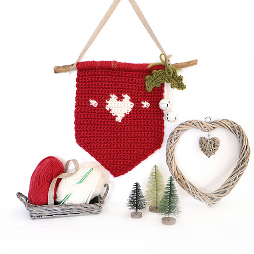 Cosy Christmas Wall Hanging photo 3