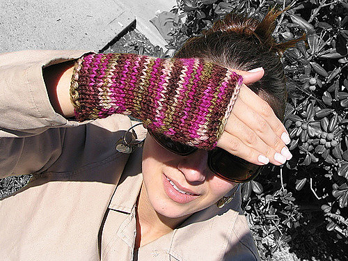 Delight Fingerless Mitts photo 3