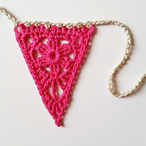 Teeny Tiny Flower Bunting photo 2