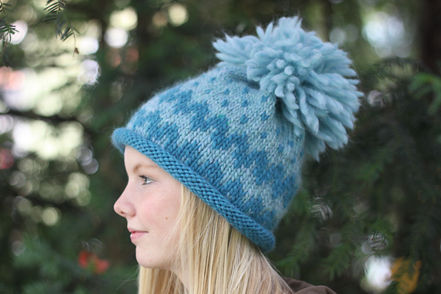Ravelry: Eskimo Hat pattern by Ellen T 