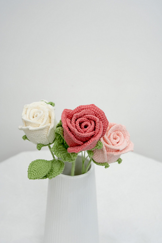 Crochet Wineglass Rose Flower - Loopara Crochet