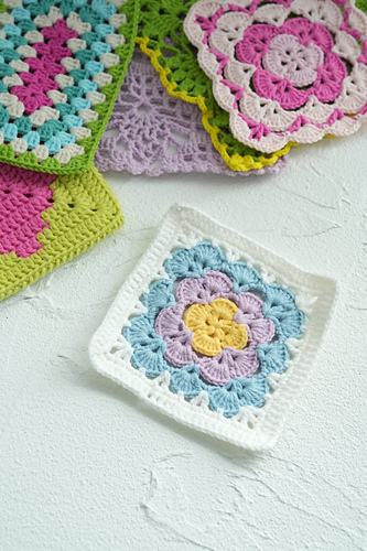 Crochet Shell Stitch Granny Square - Loopara Crochet