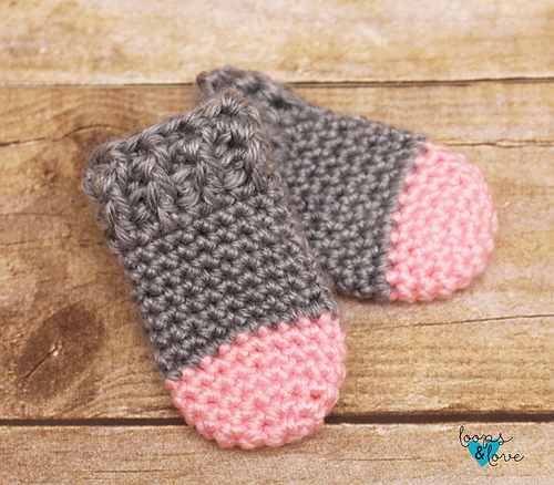 Baby Bear Hat and Mittens photo 1