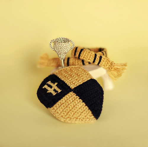 Ravelry: Badger Hufflepuff mascot pattern by Angelina Taranina