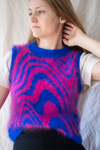 Swirly - byLorienKnits