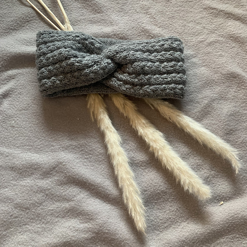Flettania Twist Pannebånd - Lottie Design