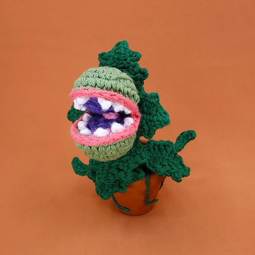 Ravelry: Audrey 2 Plant pattern by LouiesLoops