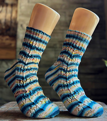 Featured with the self-striping colour Rivière du Loup